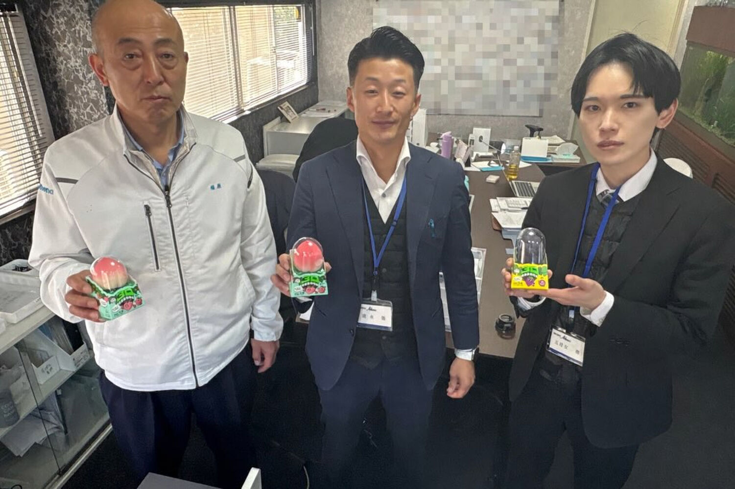 先日、会社のみんなで今話題の「3Dアイス」を食べてみました🍨